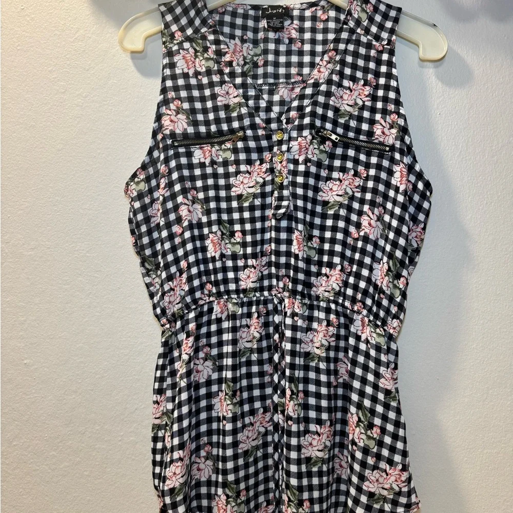 sleeveless tank